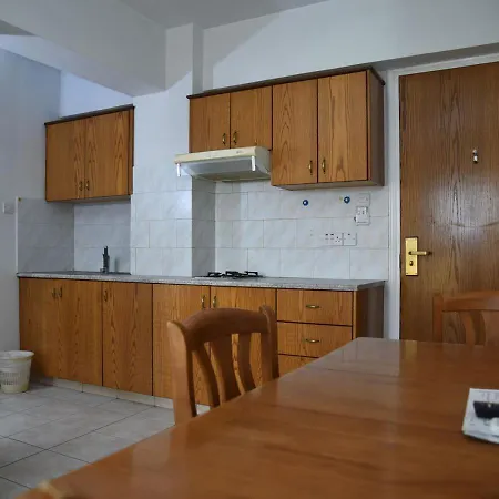 Elysso 아파트호텔 라르나카