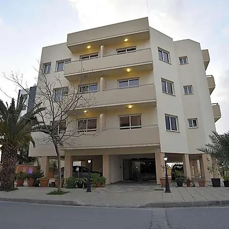 Elysso לרנקה