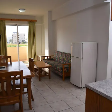 Apart Otel Elysso Larnaca