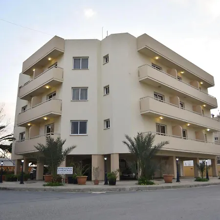 Elysso Aparthotel Larnaca